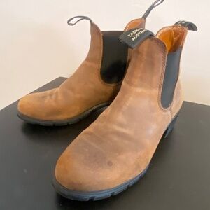Women’s Blundstone Boots Size 9